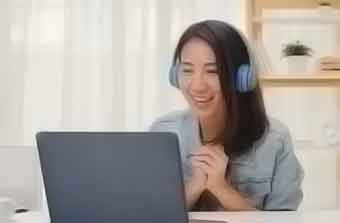 在线轰炸机电话软件